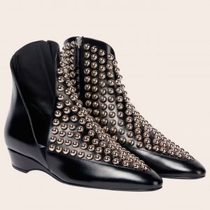 Ботильоны Alaia с заклепками