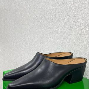 Кожаные сабо Bottega Veneta