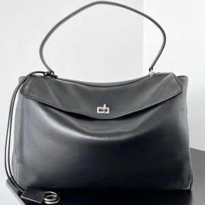 Сумка Balenciaga Rodeo с потертостями