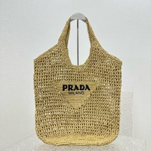 Сумка Prada из рафии