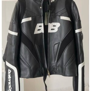 Байкерская куртка Balenciaga