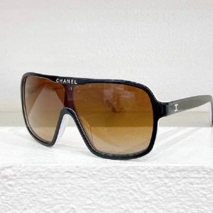 Очки Chanel с лого