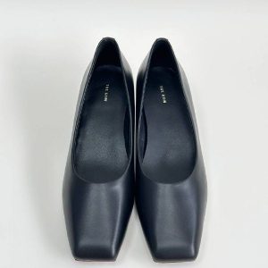 Туфли The Row Kitten Heel