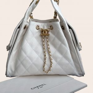 Сумка Chanel hobo medium