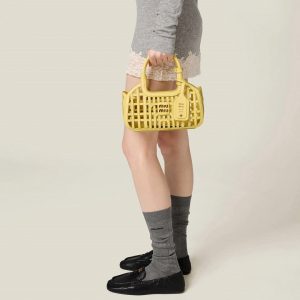 Сумка-корзинка Miu Miu