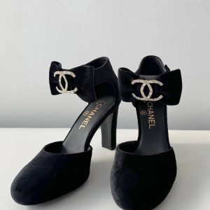 Туфли Chanel из бархата